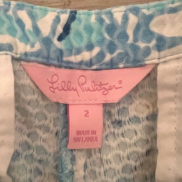 Lilly Pulitzer Blue Patterned Shorts - Picture 3 of 3